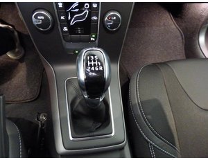 
										VOLVO V40 2.0 122CV T2 MOMENTUM full									