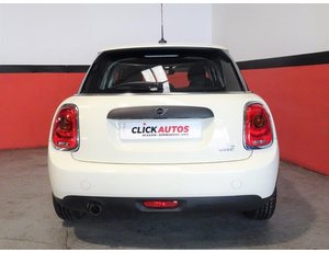 
										MINI MINI ONE 1.5 102CV full									