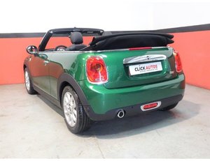 
										MINI MINI ONE CABRIO 1.5 102CV full									