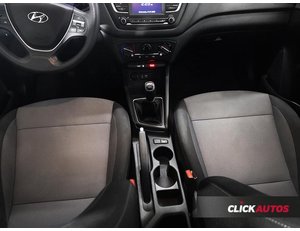 
										HYUNDAI I20 1.2 MPI 85CV ESSENCE full									