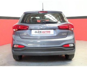 
										HYUNDAI I20 1.2 MPI 85CV ESSENCE full									