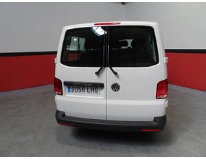 
										VOLKSWAGEN CARAVELLE 2.0 TDI 150CV ORIGIN DSG LARGA full									