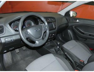 
										HYUNDAI I20 1.2 MPI 75CV ESSENCE LE full									