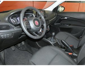 
										FIAT TIPO 1.3 MJET 95CV MIRROR 5P full									