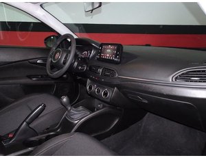 
										FIAT TIPO 1.3 MJET 95CV MIRROR 5P full									
