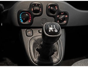 
										FIAT PANDA 1.2 69CV LOUNGE full									