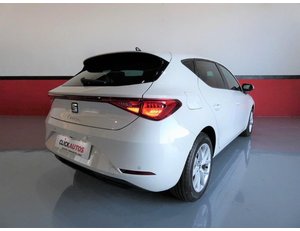 
										SEAT LEON 1.0 ETSI 110CV HEV STYLE GO DSG full									