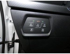
										SEAT LEON 1.0 ETSI 110CV HEV STYLE GO DSG full									