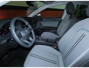 
										SEAT LEON 1.0 ETSI 110CV HEV STYLE GO DSG full									