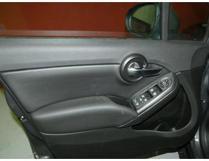 
										FIAT 500X 1.0 FIREFLY 120CV SPORT full									