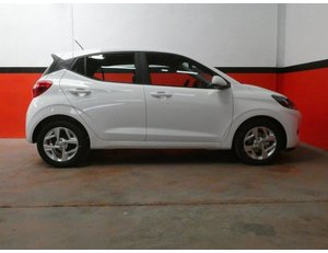 
										HYUNDAI I10 1.0 MPI 67CV KLASS AUTO full									