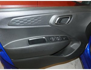 
										HYUNDAI I10 1.2 MPI 84CV TECNO BITONO AUTO full									