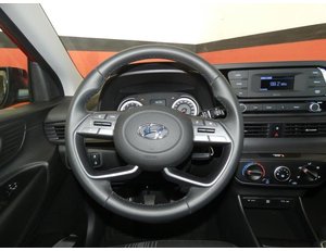 
										HYUNDAI I20 1.2 MPI 84CV ESSENCE full									