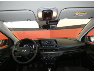 
										HYUNDAI I20 1.2 MPI 84CV ESSENCE full									