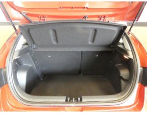 
										HYUNDAI I20 1.2 MPI 84CV ESSENCE full									