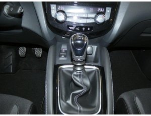 
										NISSAN QASHQAI 1.3 DIGT 140CV N-STYLE full									