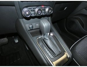 
										RENAULT CAPTUR 1.3 TCE 140CV ZEN HYBRID AUTO full									