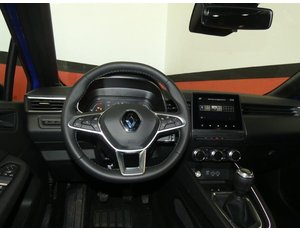 
										RENAULT CLIO 1.0 TCE 90CV ZEN PACK LOOK full									