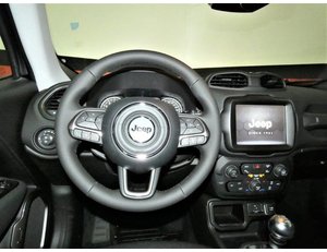 
										JEEP RENEGADE 1.0 120CV LIMITED full									