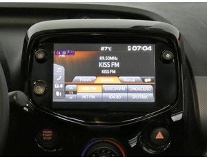 
										PEUGEOT 108 TOP 1.0 VTI 72CV ALLURE full									