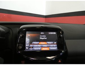 
										PEUGEOT 108 TOP 1.0 VTI 72CV ALLURE full									