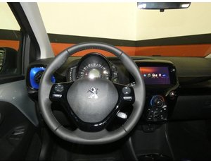 
										PEUGEOT 108 1.0 VTI 72CV ALLURE full									