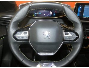 
										PEUGEOT 208 1.2 PURETECH 100CV GT PACK full									