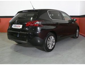 
										PEUGEOT 308 1.2 PURETECH 110CV ALLURE PACK full									