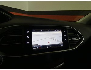 
										PEUGEOT 308 1.2 PURETECH 110CV ALLURE PACK full									