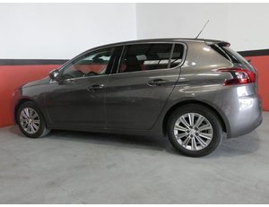 
										PEUGEOT 308 1.2 PURETECH 130CV ALLURE PACK EAT8 full									