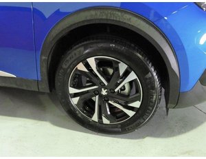
										PEUGEOT 2008 1.2 PURETECH 100CV ALLURE PACK full									