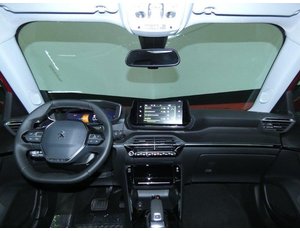
										PEUGEOT 2008 1.2 PURETECH 130CV ALLURE PACK EAT8 full									