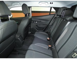 
										PEUGEOT 2008 1.2 PURETECH 130CV ALLURE PACK EAT8 full									