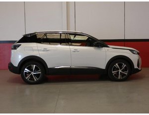 
										PEUGEOT 3008 1.2 PURETECH 130CV GT PACK EAT8 full									