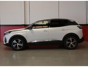 
										PEUGEOT 3008 1.2 PURETECH 130CV GT PACK EAT8 full									