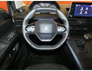 
										PEUGEOT RIFTER LONG 1.5 BLUEHDI 100CV ALLURE PACK full									