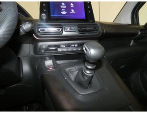 
										PEUGEOT RIFTER LONG 1.5 BLUEHDI 130CV GT full									