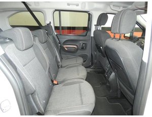 
										PEUGEOT RIFTER LONG 1.5 BLUEHDI 130CV GT full									