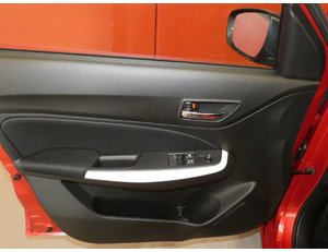 
										SUZUKI SWIFT 1.2 83CV GLE HYBRID full									