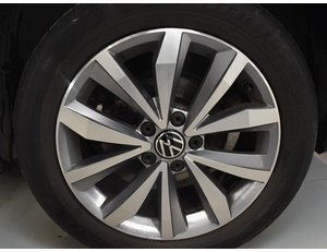 
										VOLKSWAGEN T-ROC CABRIO 1.5 TSI 150CV STYLE DSG full									
