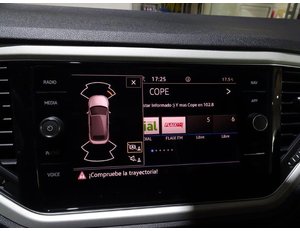 
										VOLKSWAGEN T-ROC CABRIO 1.5 TSI 150CV STYLE DSG full									