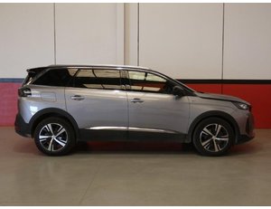
										PEUGEOT 5008 1.5 BLUEHDI 130CV GT 5+2 full									