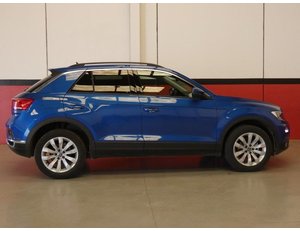 
										VOLKSWAGEN T-ROC 1.5 TSI 150CV ADVANCE DSG full									