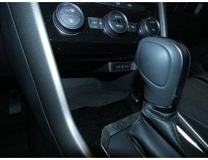 
										VOLKSWAGEN T-ROC 1.5 TSI 150CV ADVANCE DSG full									