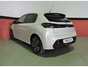 
										PEUGEOT 208 1.2 PURETECH 100CV ALLURE full									