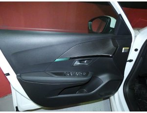 
										PEUGEOT 208 1.2 PURETECH 100CV ALLURE full									