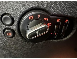 
										MINI MINI COOPER 1.5 136CV full									