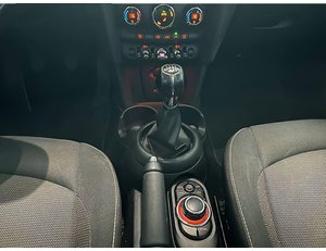 
										MINI MINI COOPER 1.5 136CV full									