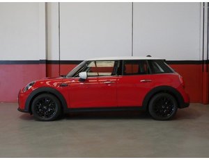 
										MINI MINI COOPER 1.5 136CV full									