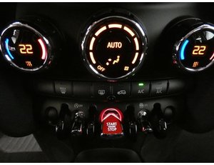 
										MINI MINI COOPER 1.5 136CV full									